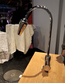 Aparte waterfilter-tapkraan op het aanrecht - Alvito